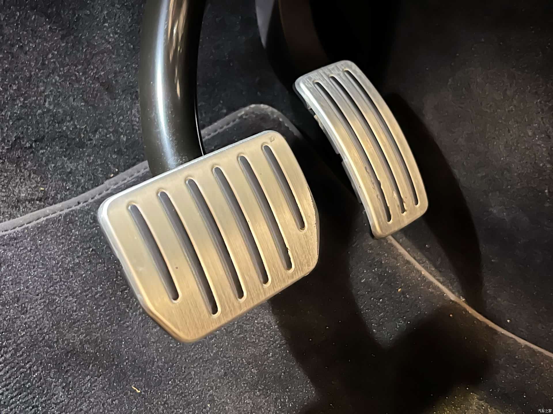 Tesla Model Y, 2023 12