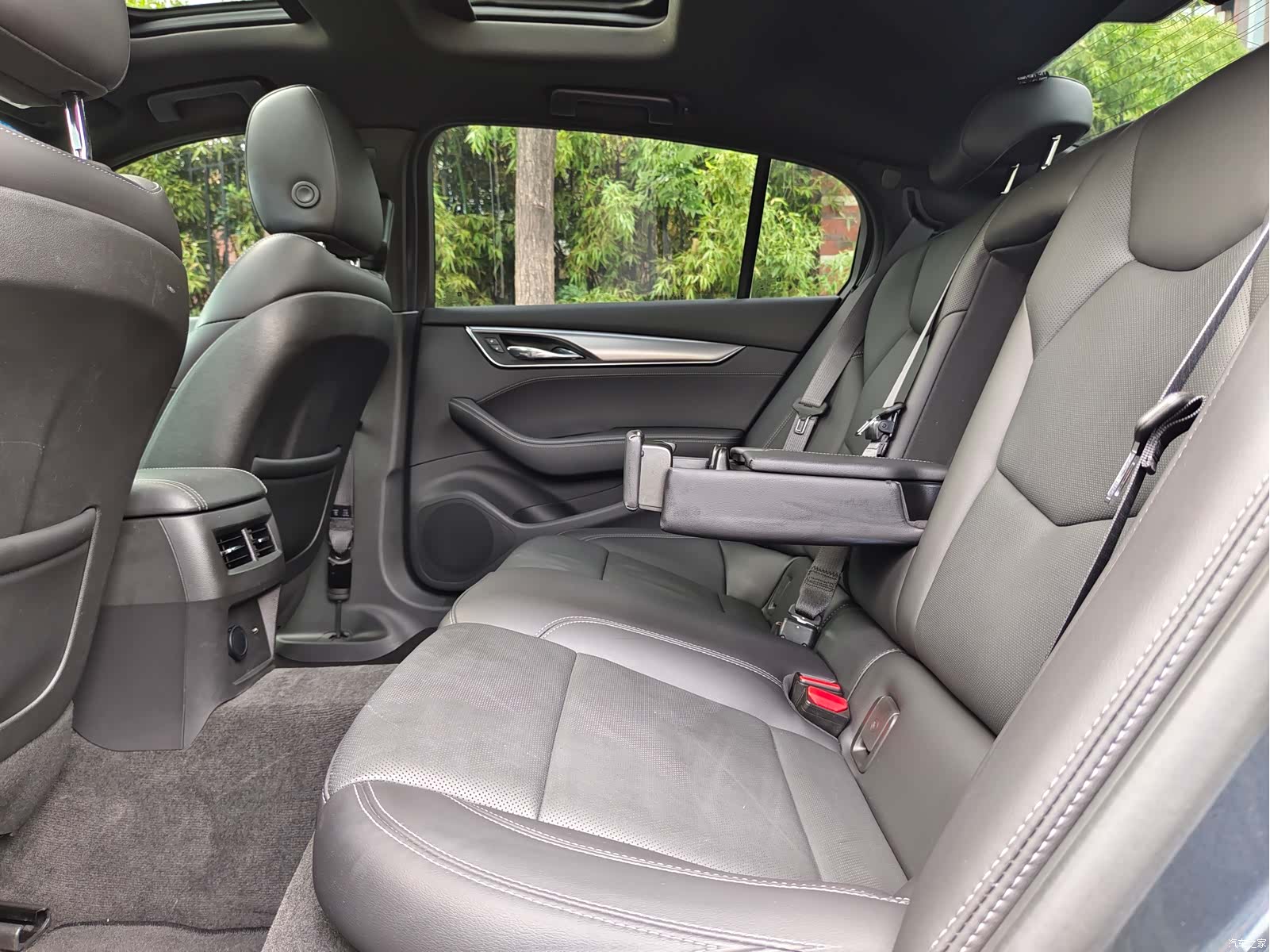 Cadillac CT5, 2022 13