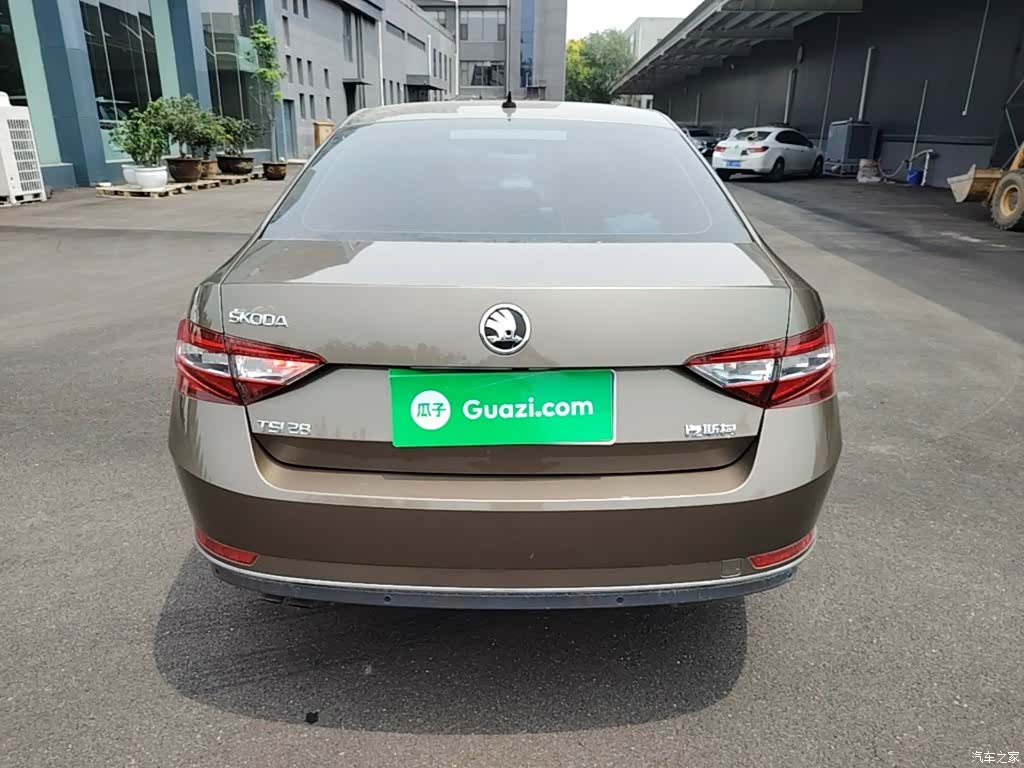 Skoda Superb, 2018 6