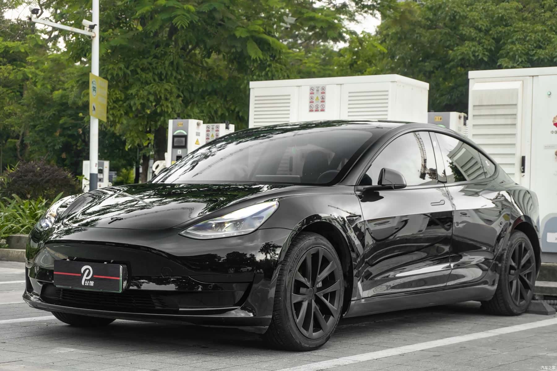 Tesla Model 3, 2023 3