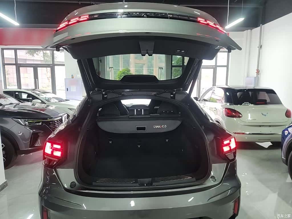 Lynk & Co 02, 2020 19
