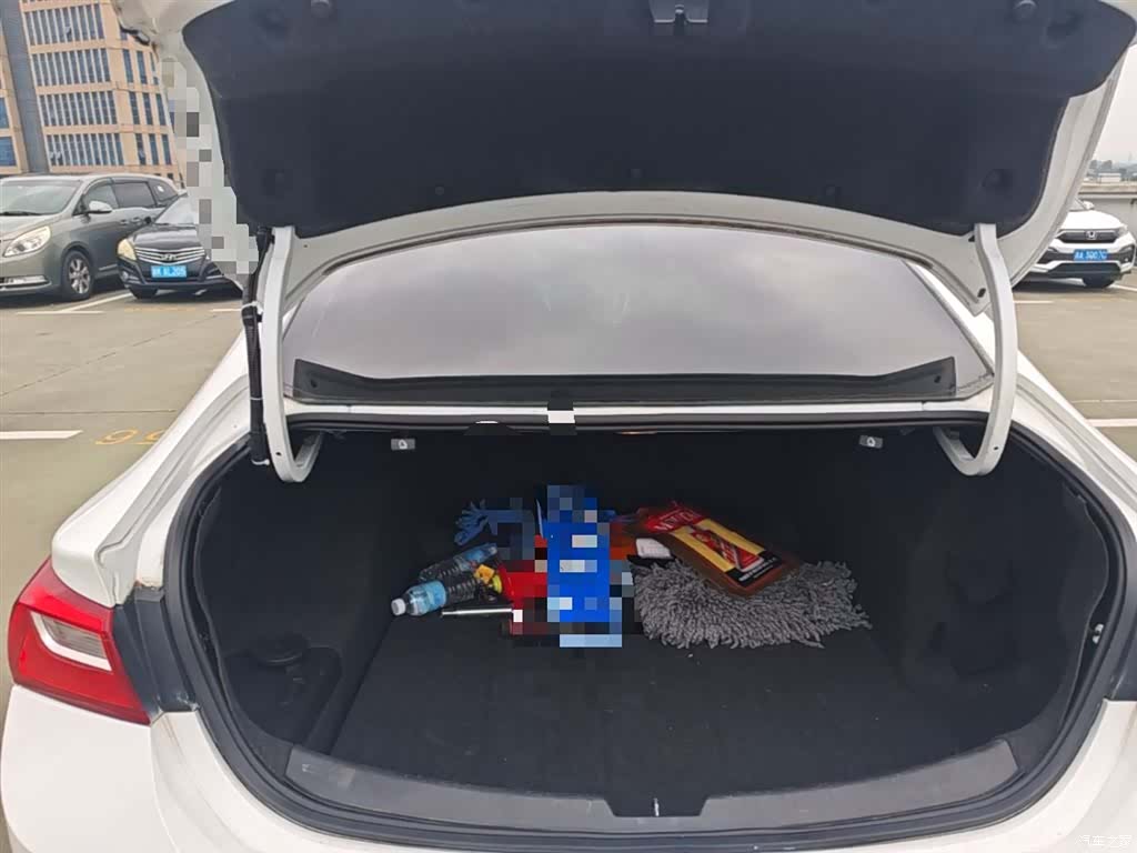 Chevrolet XL, 2016 19
