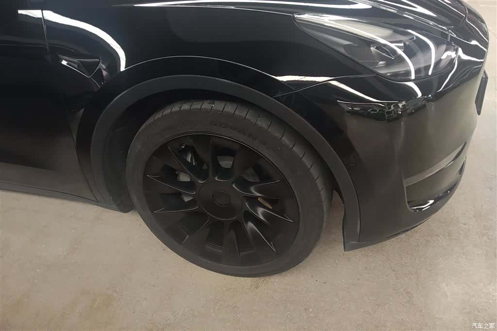 Tesla Model Y, 2021 6