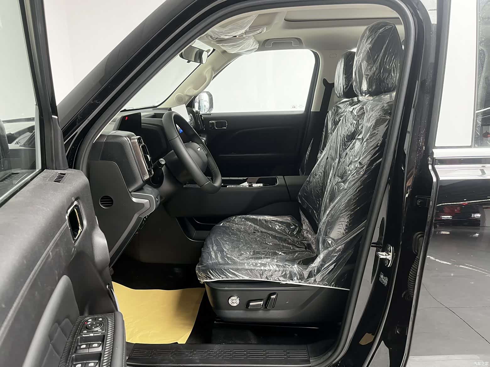 Haval Raptor, 2026 13