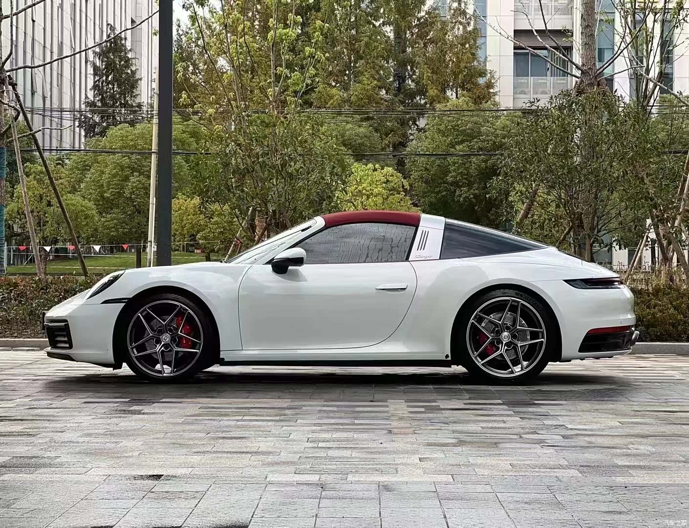 Porsche 911, 2021 8
