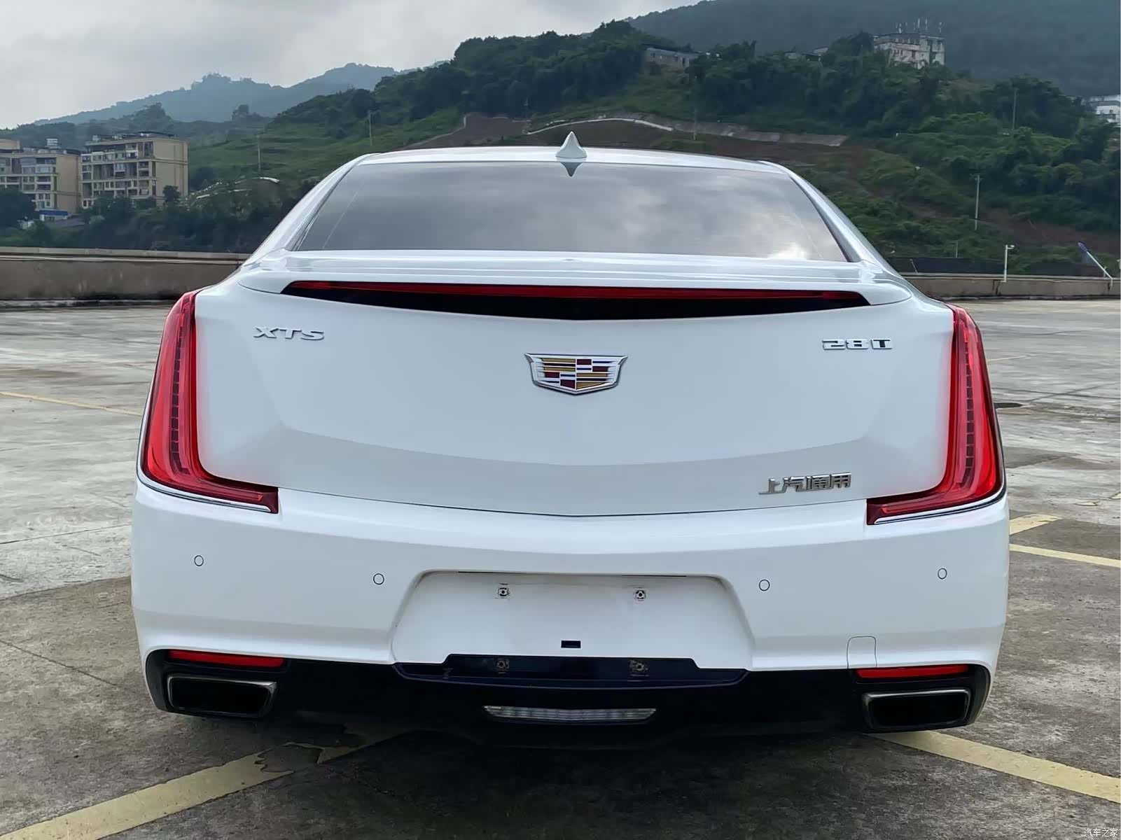 Cadillac XTS, 2018 все фото