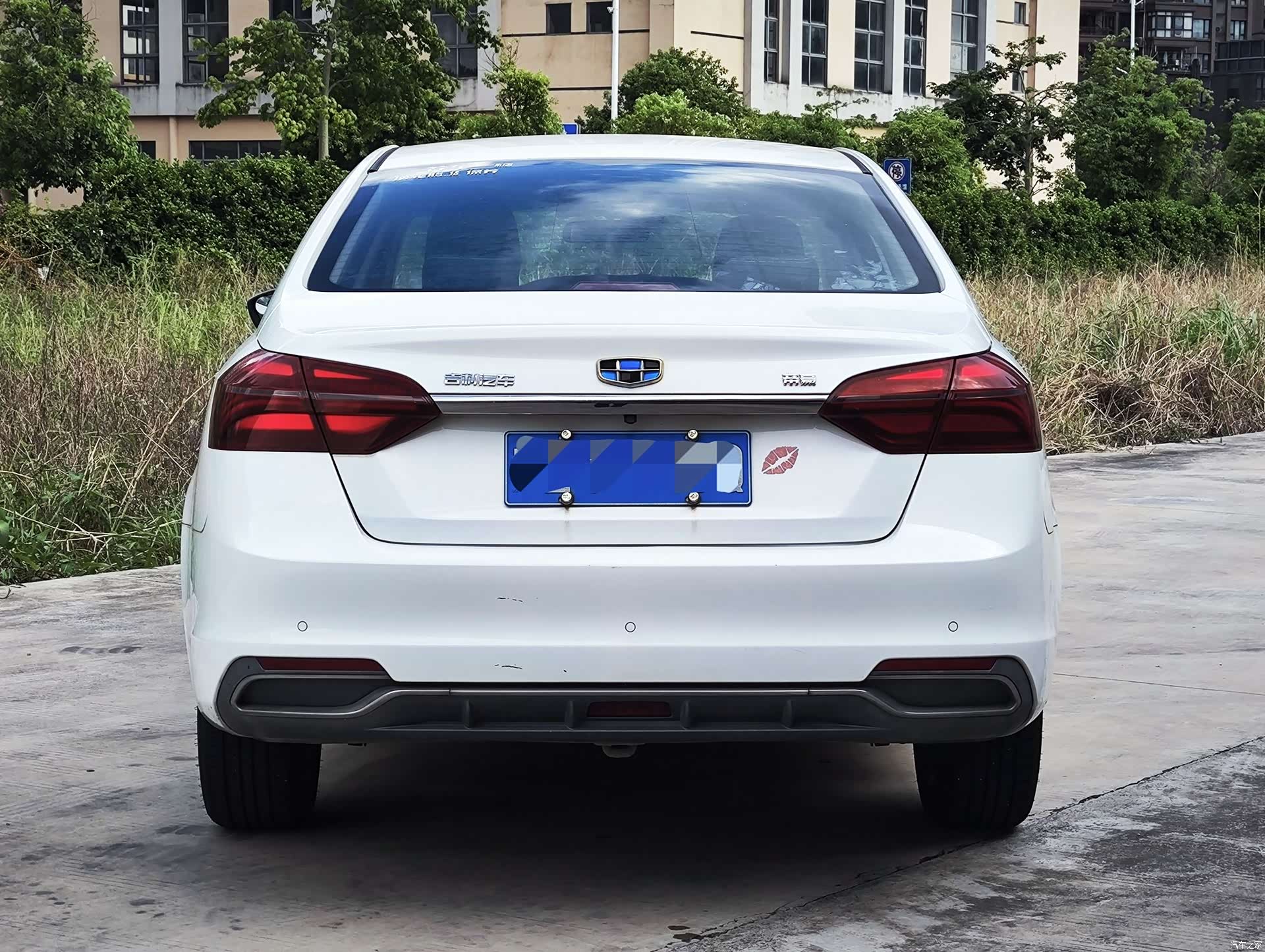 Geely Emgrand, 2018 3