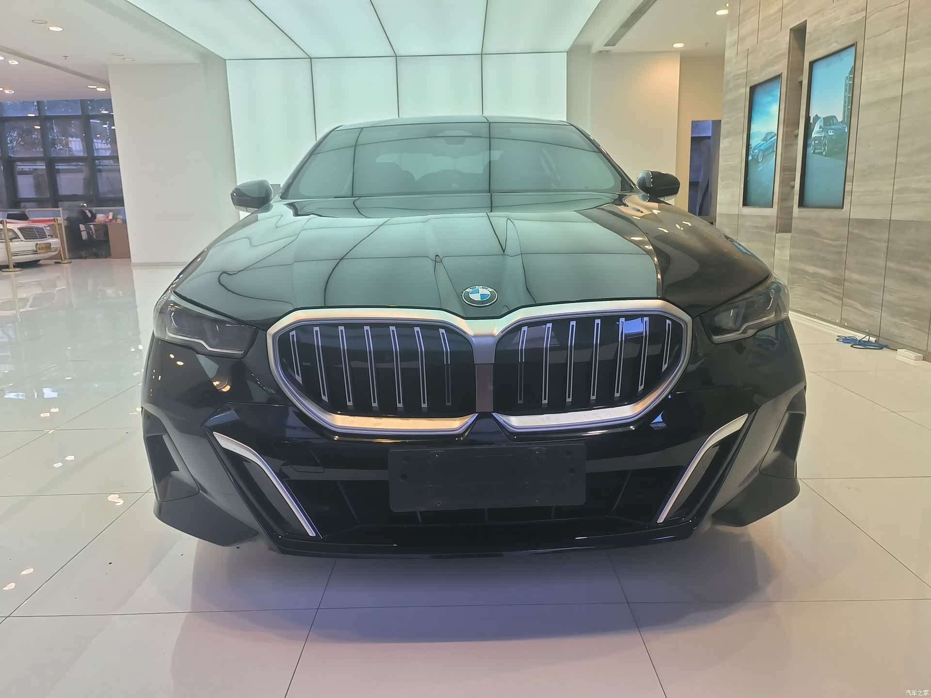 BMW 5 Series, 2025 2