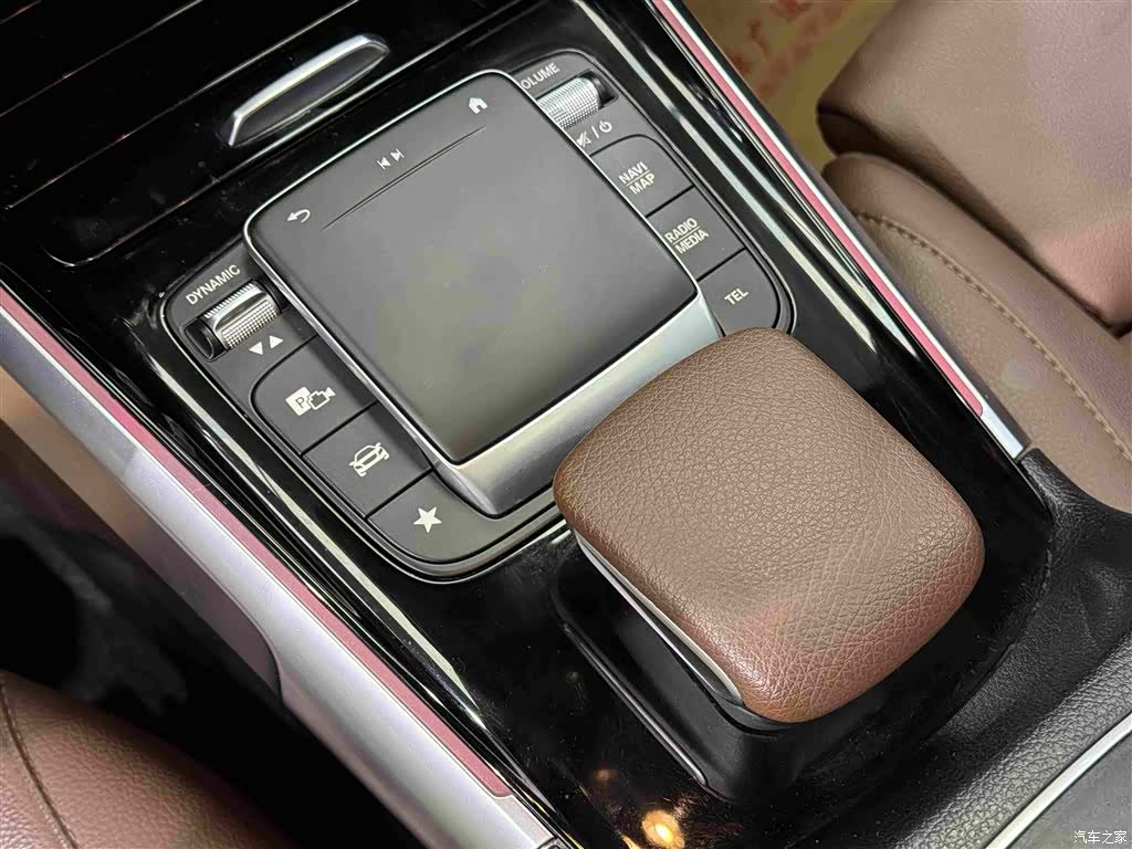 Mercedes-Benz GLB, 2022 9