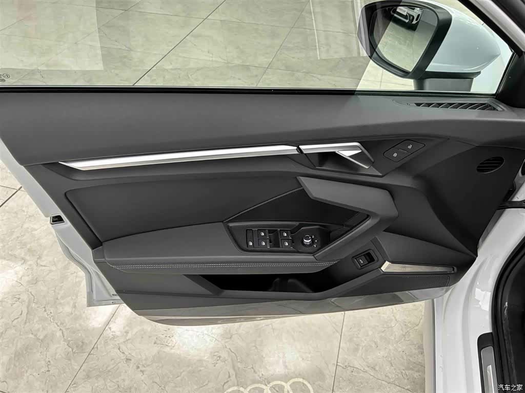 Audi A3, 2023 10