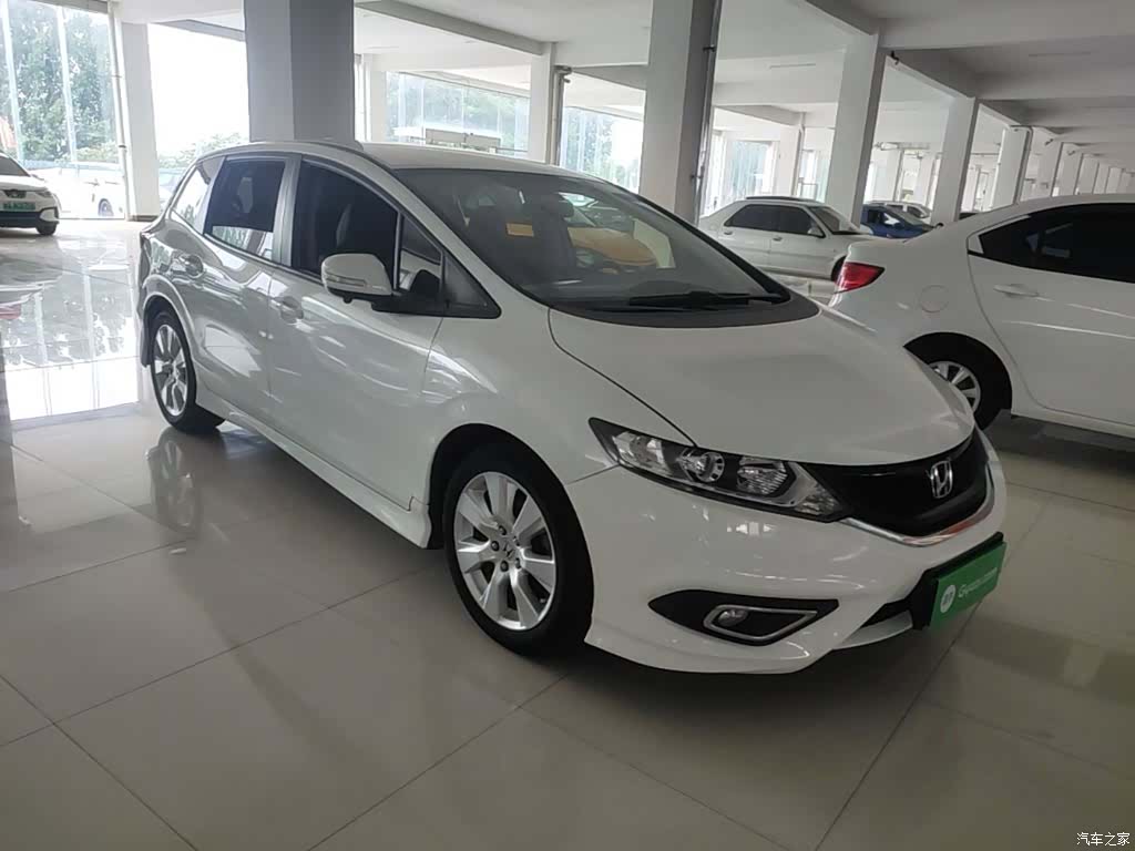 Honda Jade, 2016 4
