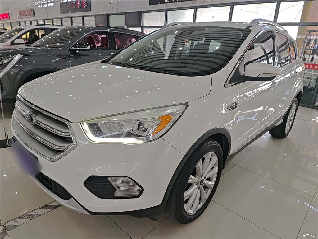 Ford Kuga, 2017 1