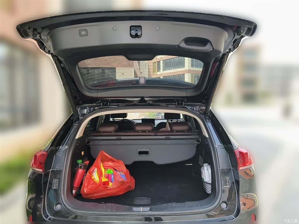 WEY VV5, 2018 10