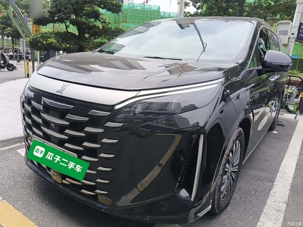 BYD Xia, 2025 1