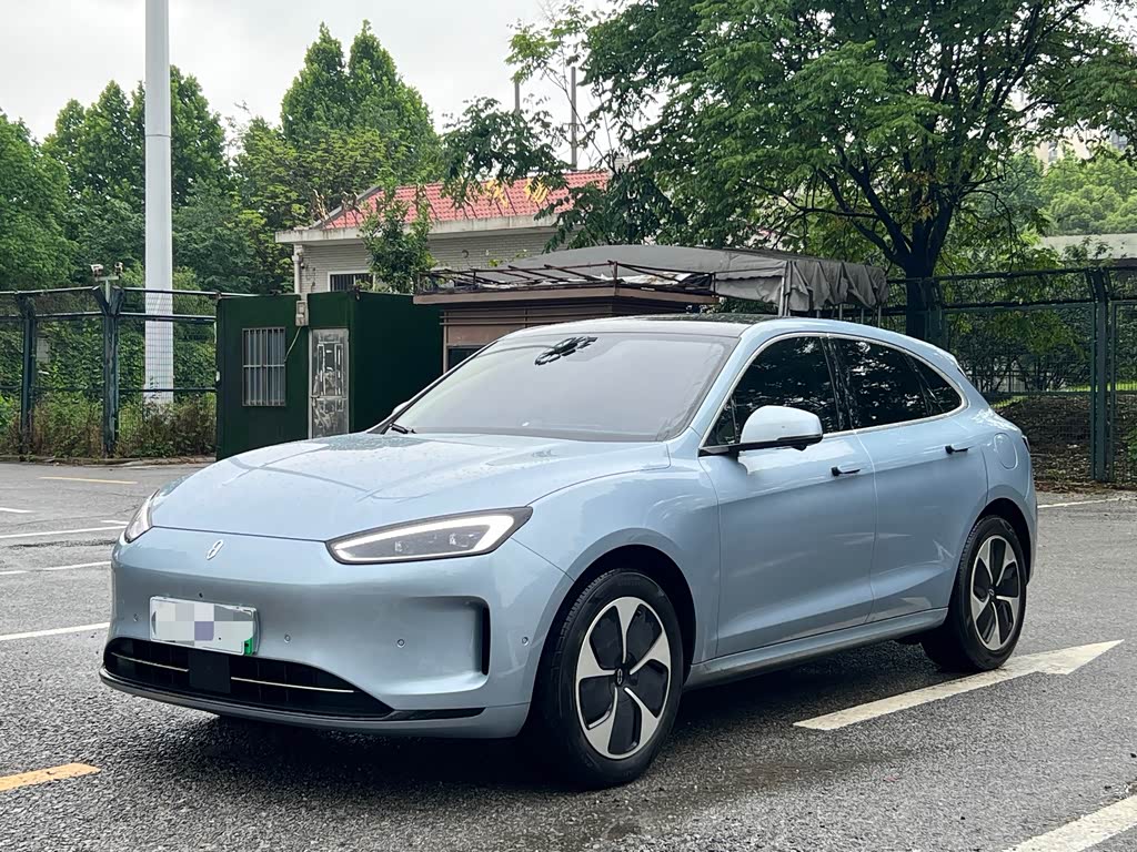 AITO M5