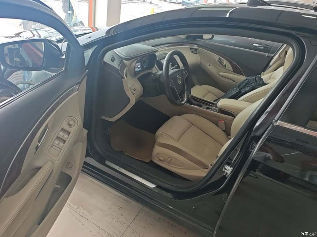 Buick LaCrosse, 2015 16