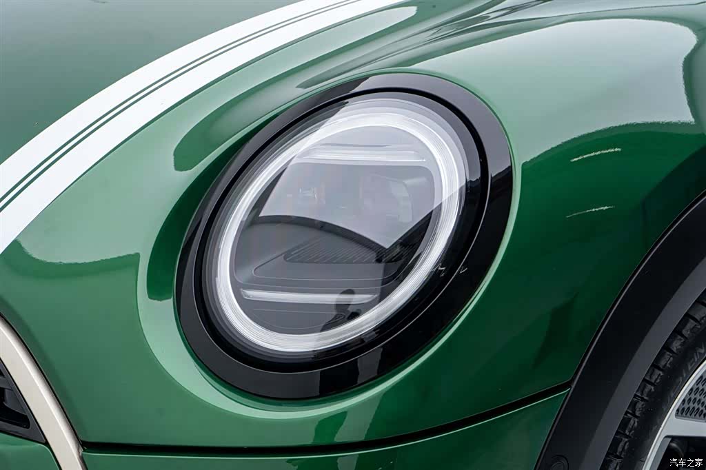 Mini Cooper, 2024 11