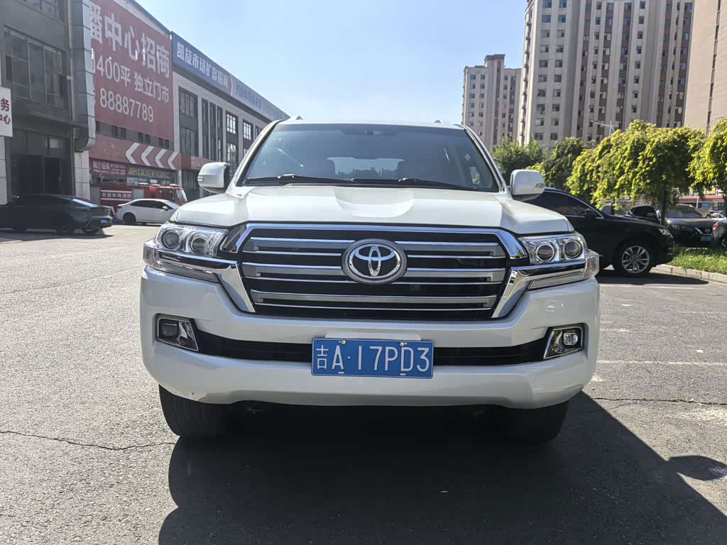 Toyota Land Cruiser