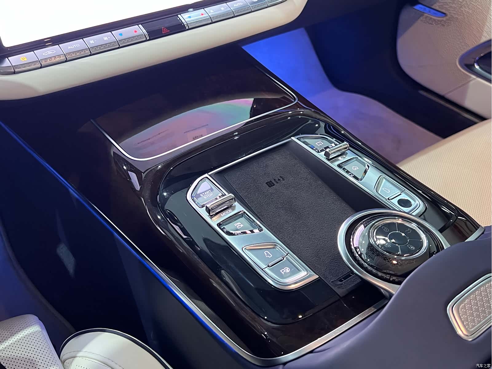 Hongqi Guoya, 2025 23