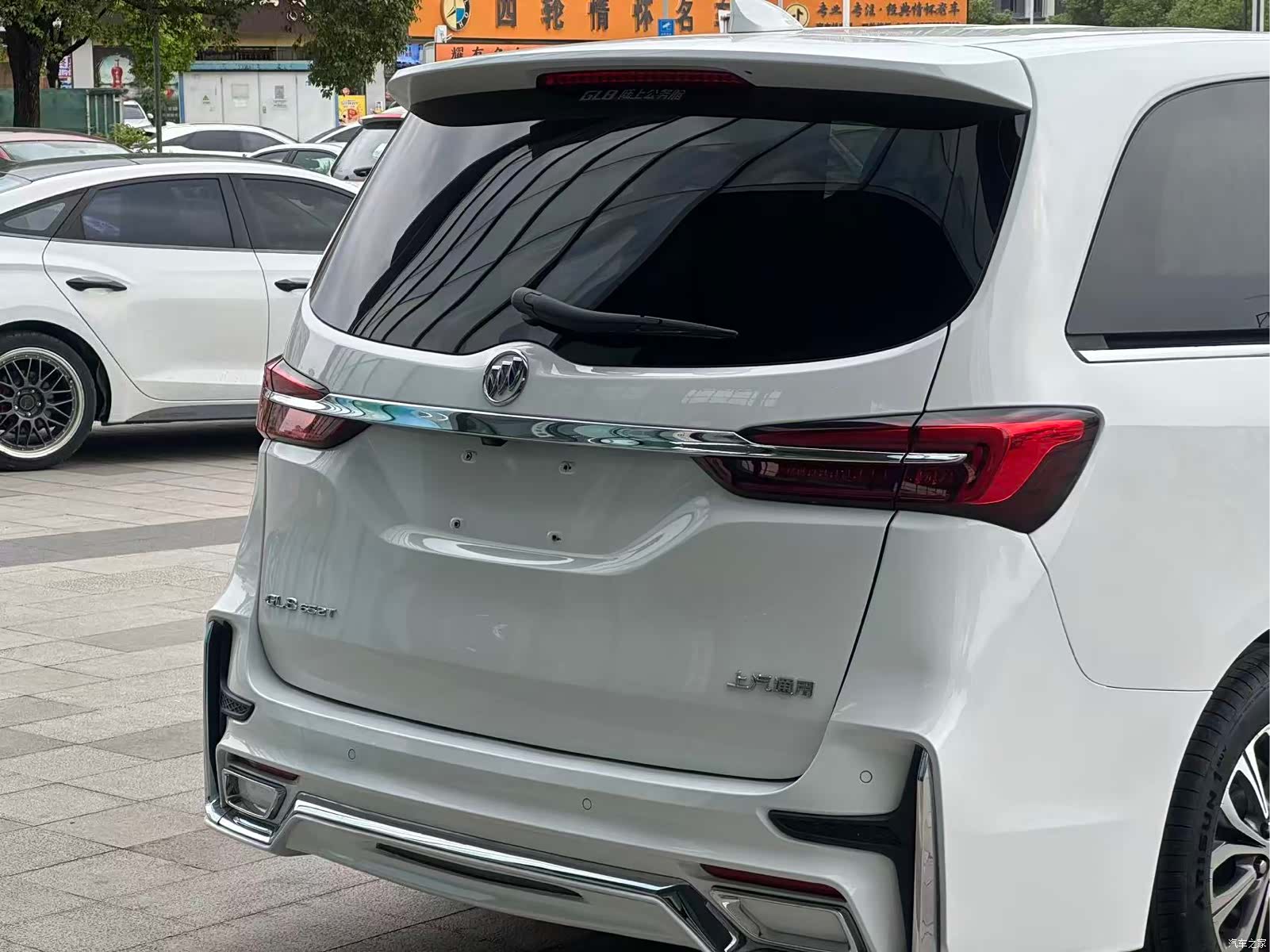 Buick GL8, 2021 8