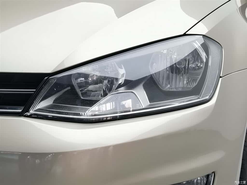 Volkswagen Golf, 2015 7