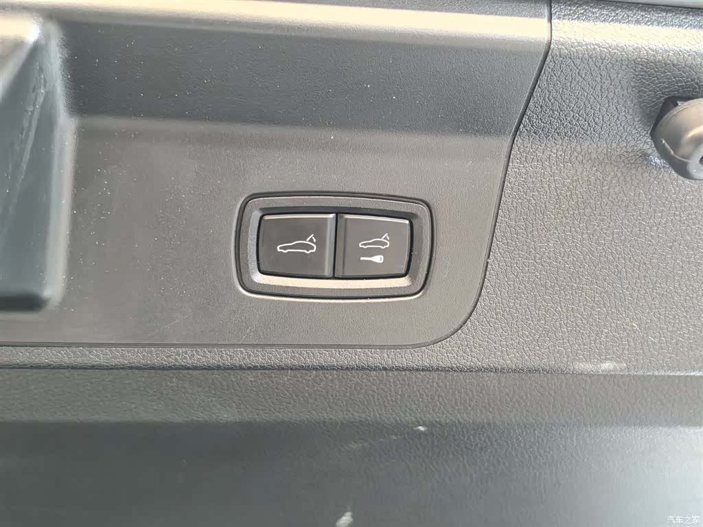 Porsche Panamera, 2023 16