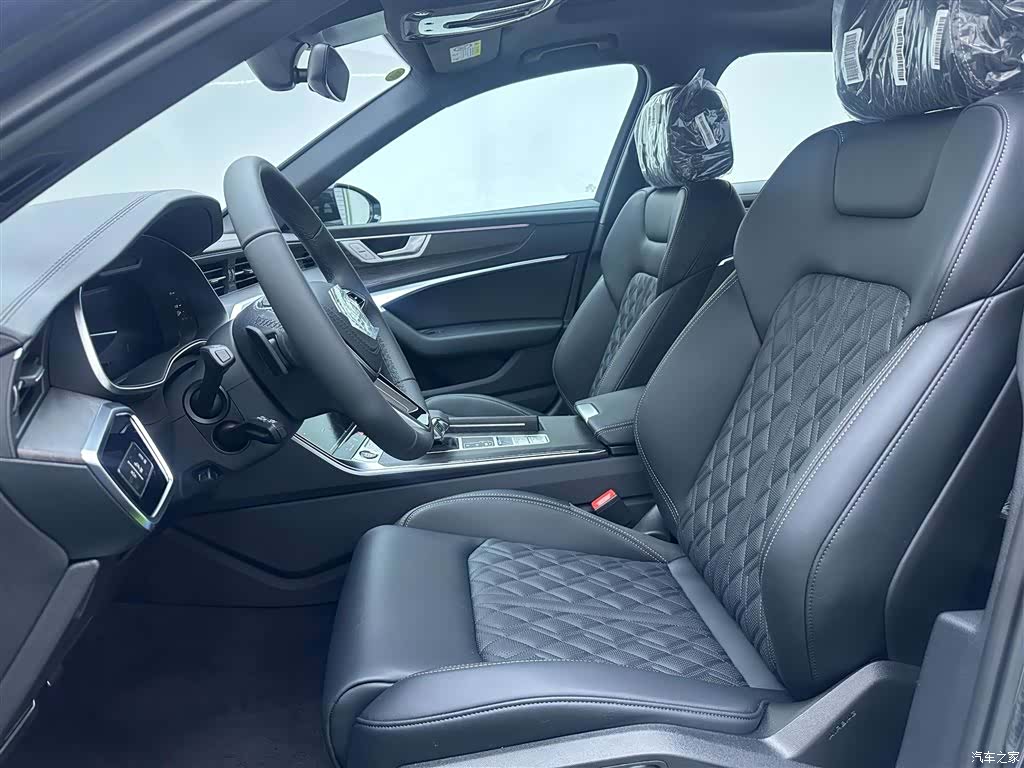Audi A6L, 2025 13