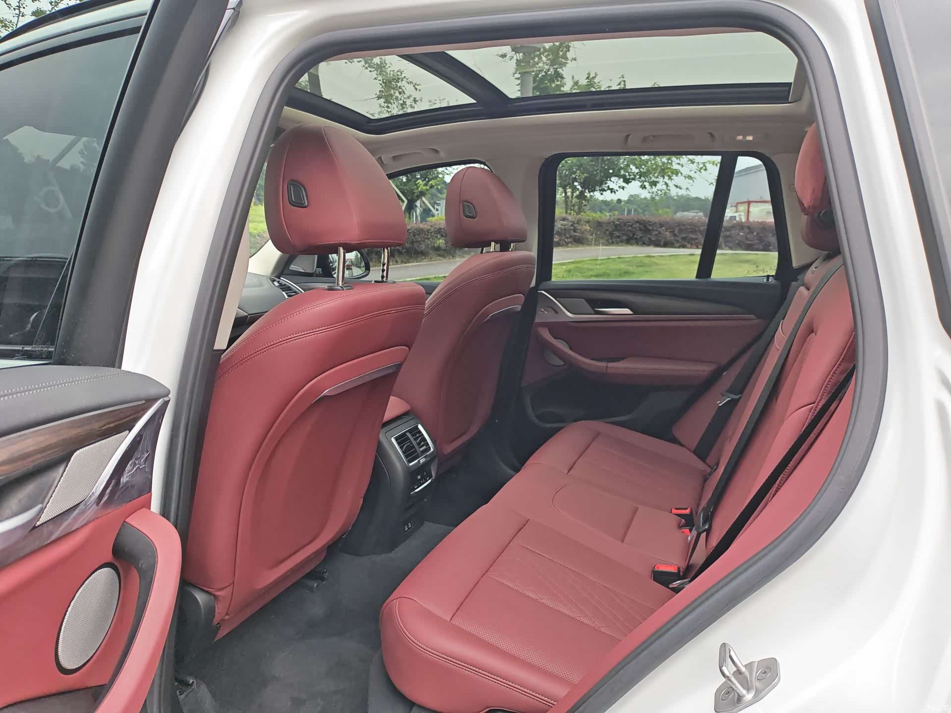 BMW X3, 2023 все фото