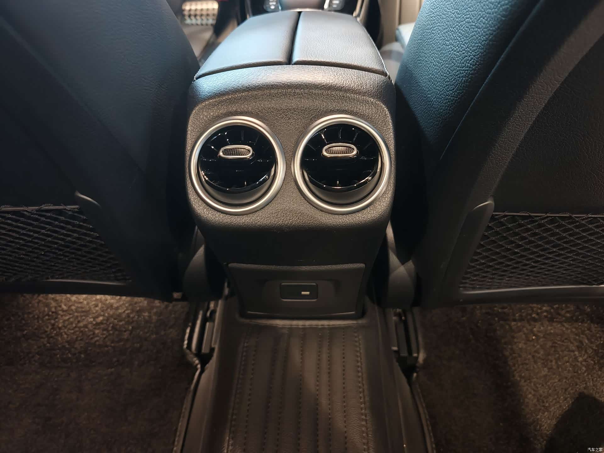Mercedes-Benz A-Class, 2023 все фото