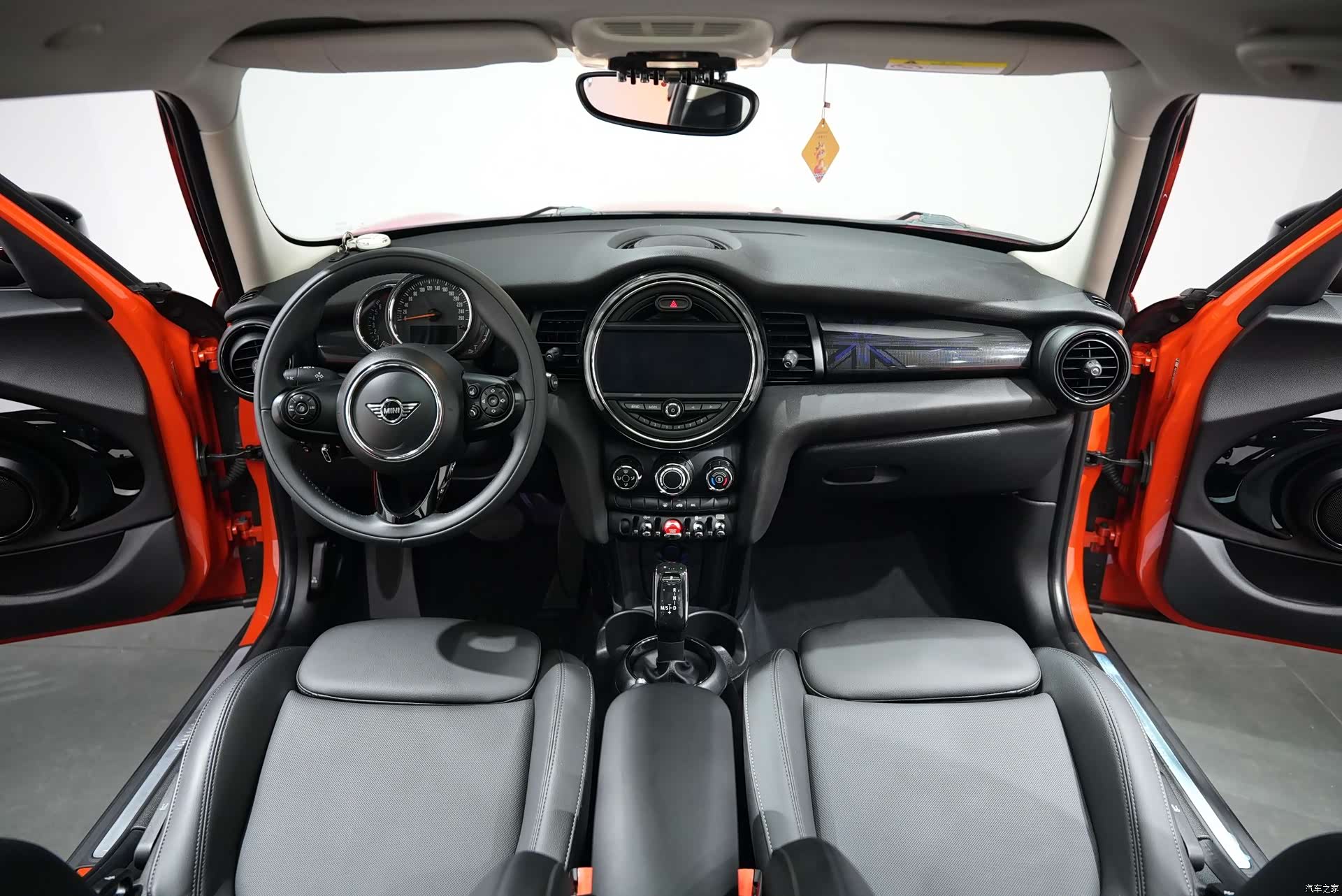 Mini Cooper, 2019 11