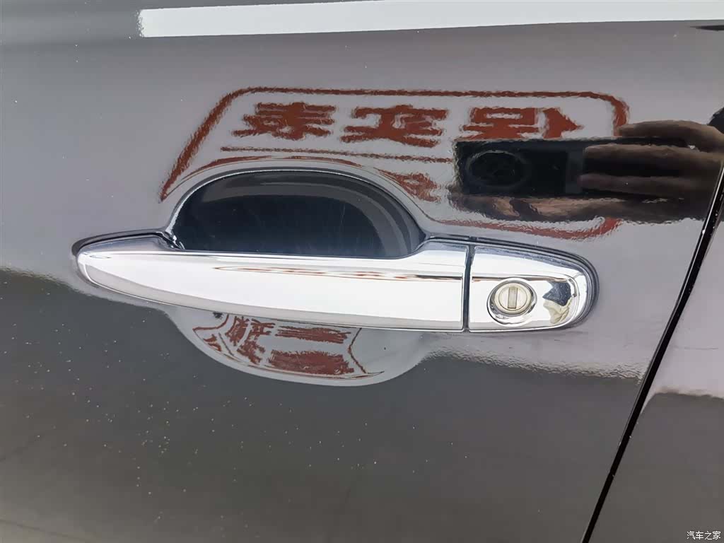 Toyota Camry, 2011 18