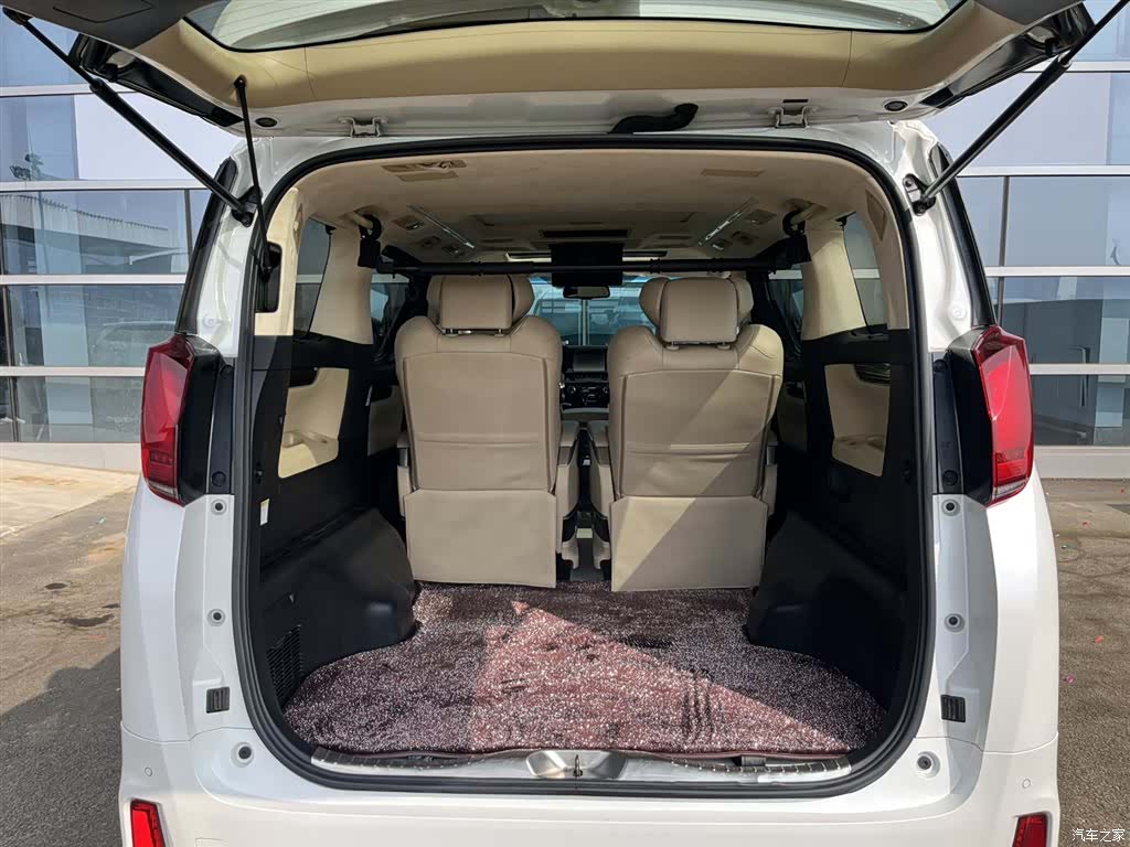 Toyota Alphard, 2016 21