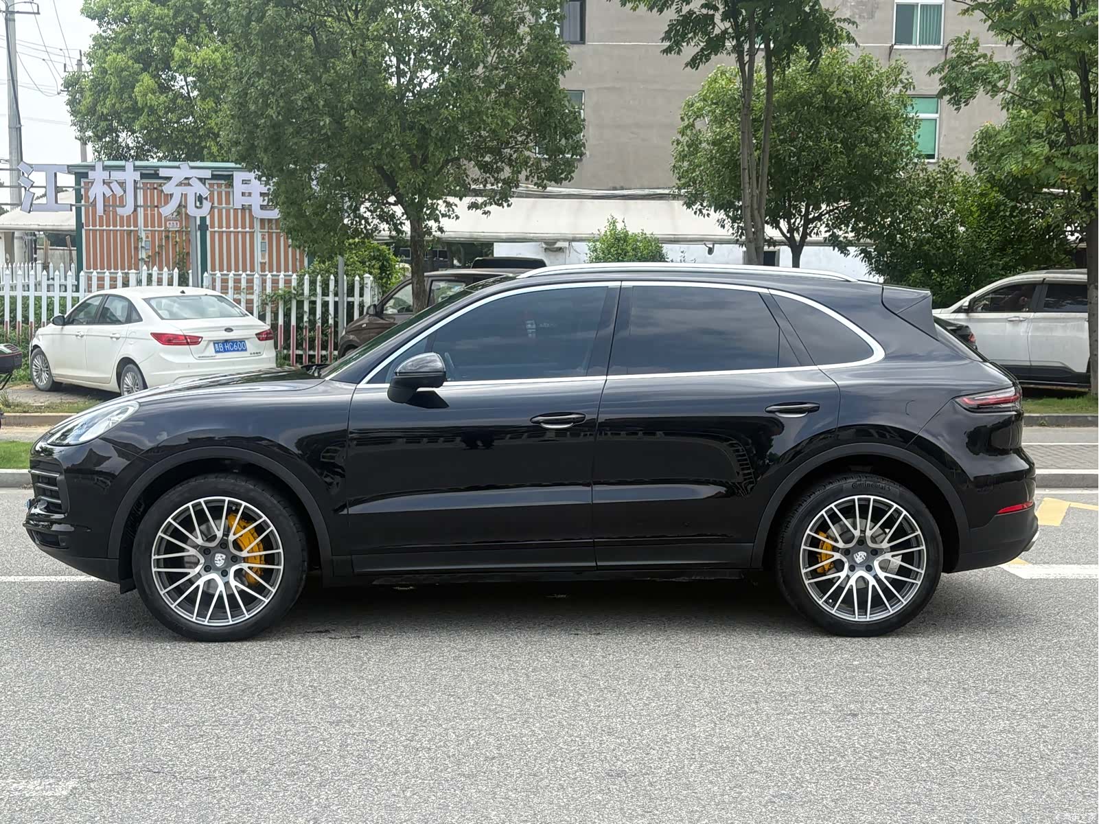 Porsche Cayenne, 2019 все фото