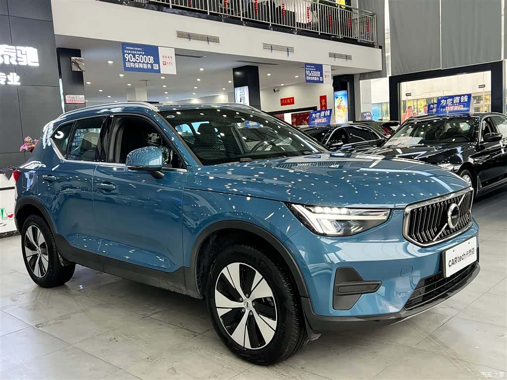 Volvo XC40, 2025 2