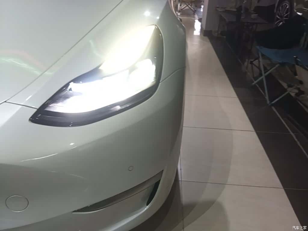 Tesla Model Y, 2021 24