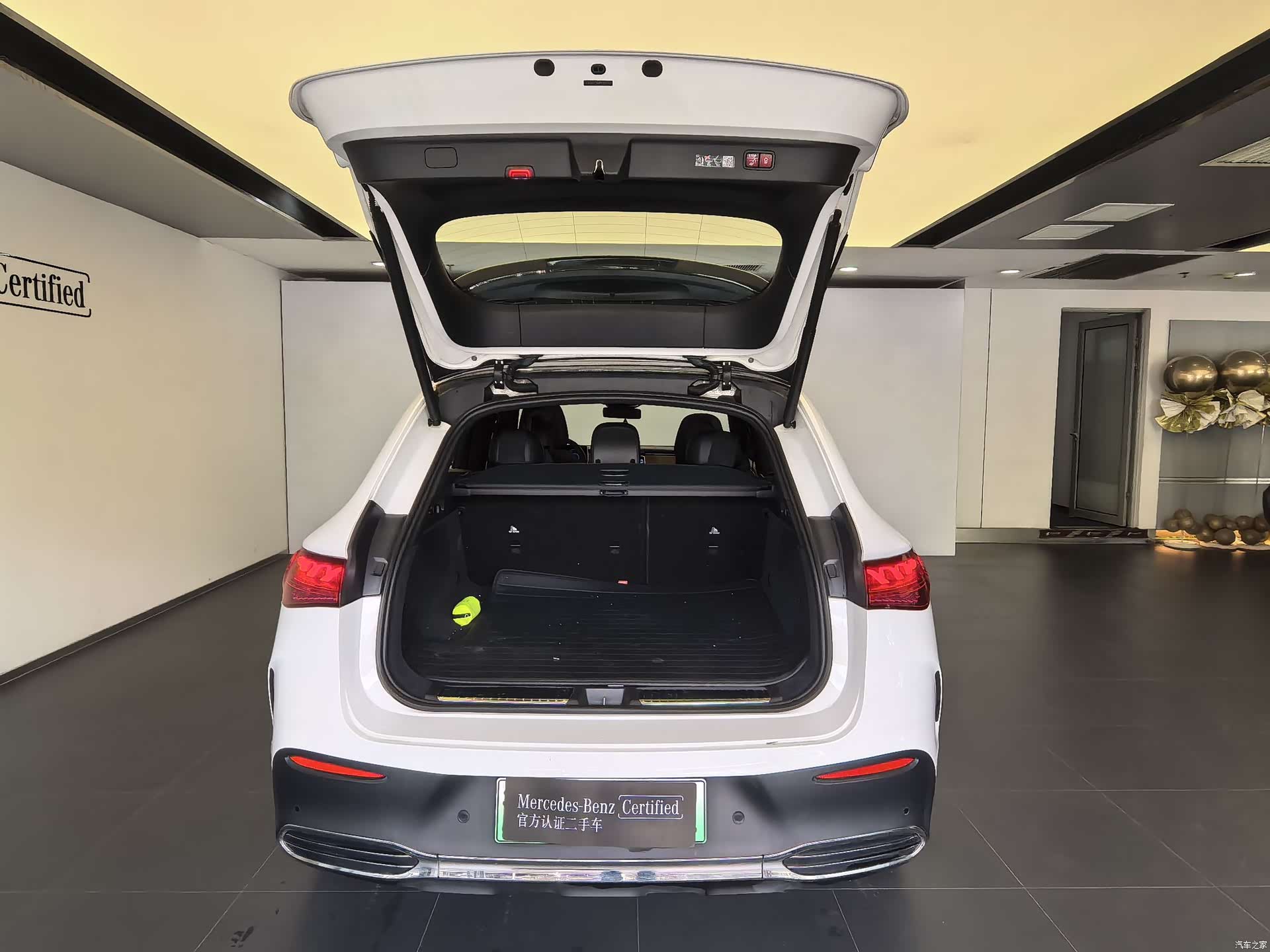 Mercedes-Benz EQE, 2025 8