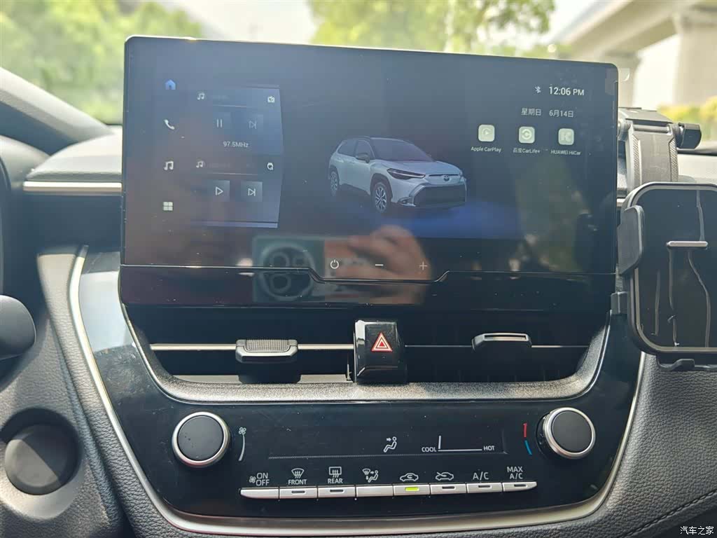 Toyota Frontlander, 2024 13