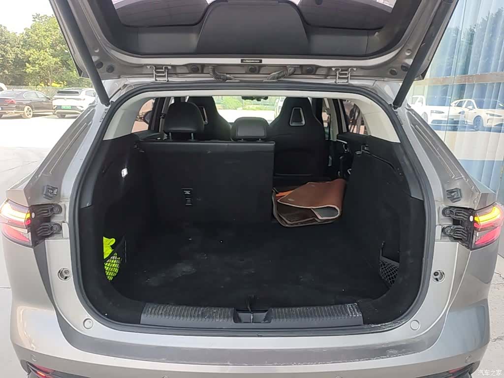 Roewe RX5, 2023 19