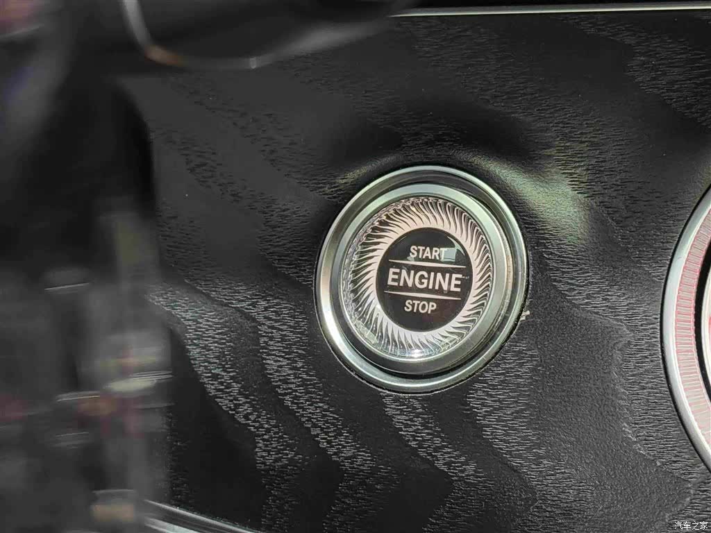 Mercedes-Benz E-Class, 2019 10