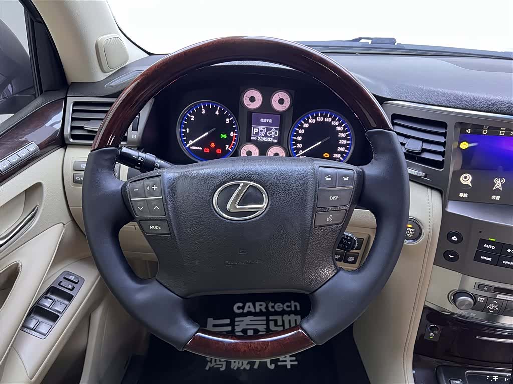Lexus LX, 2008 11