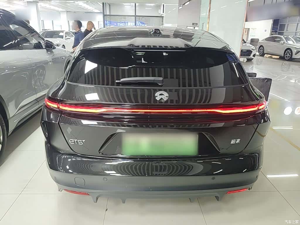 NIO ET5, 2025 4