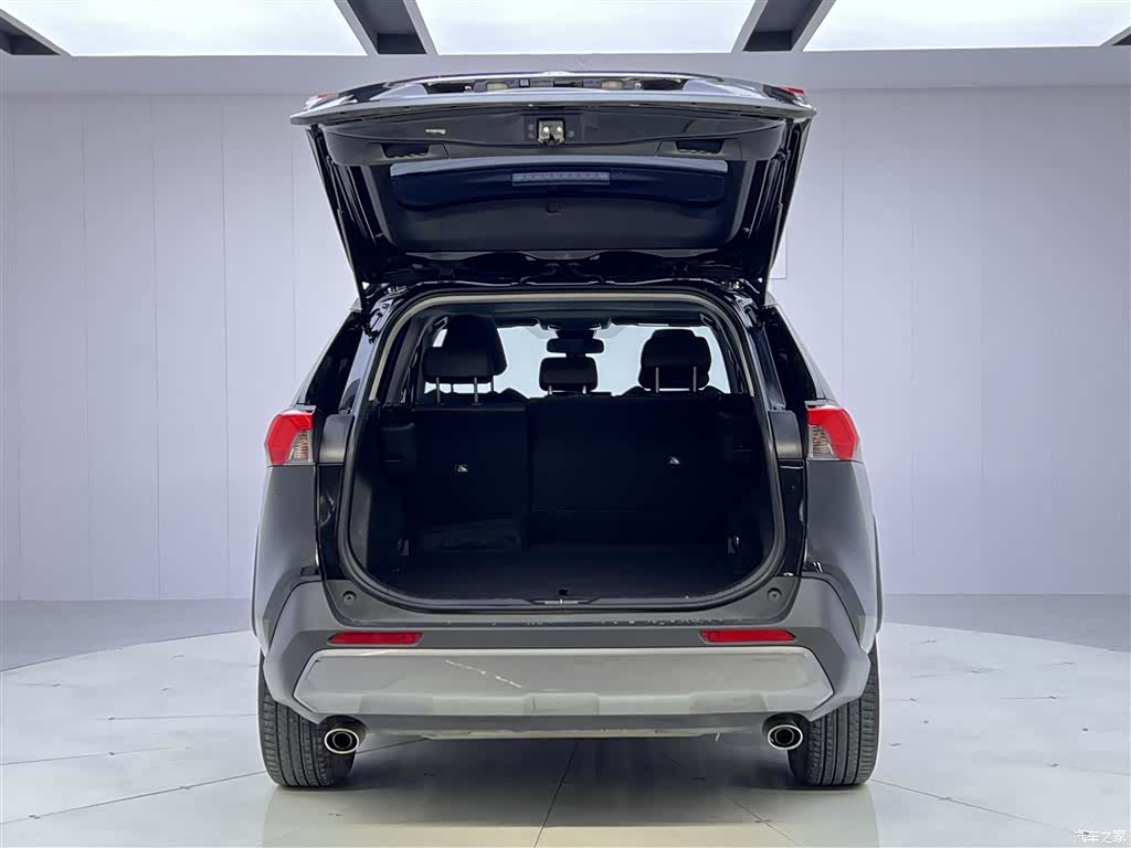 Toyota RAV4, 2022 25