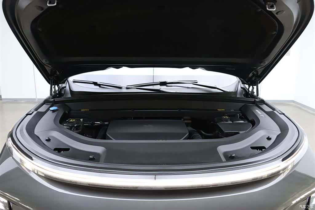 Li Auto L8, 2023 28