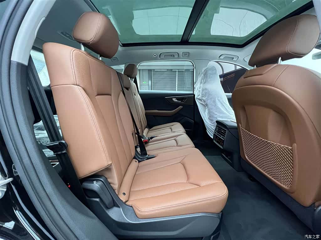 Audi Q7, 2025 20