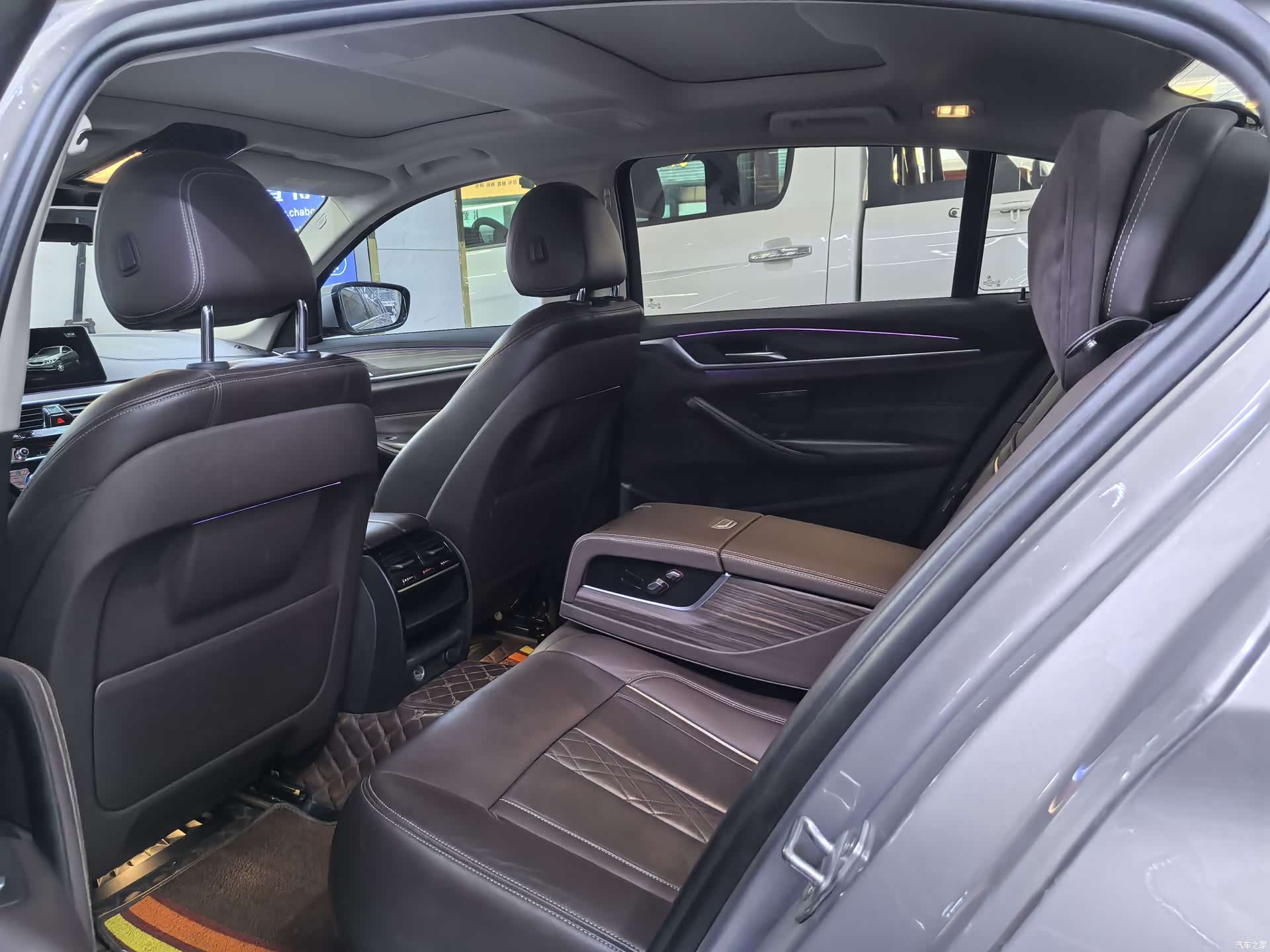 BMW 5 Series, 2018 8