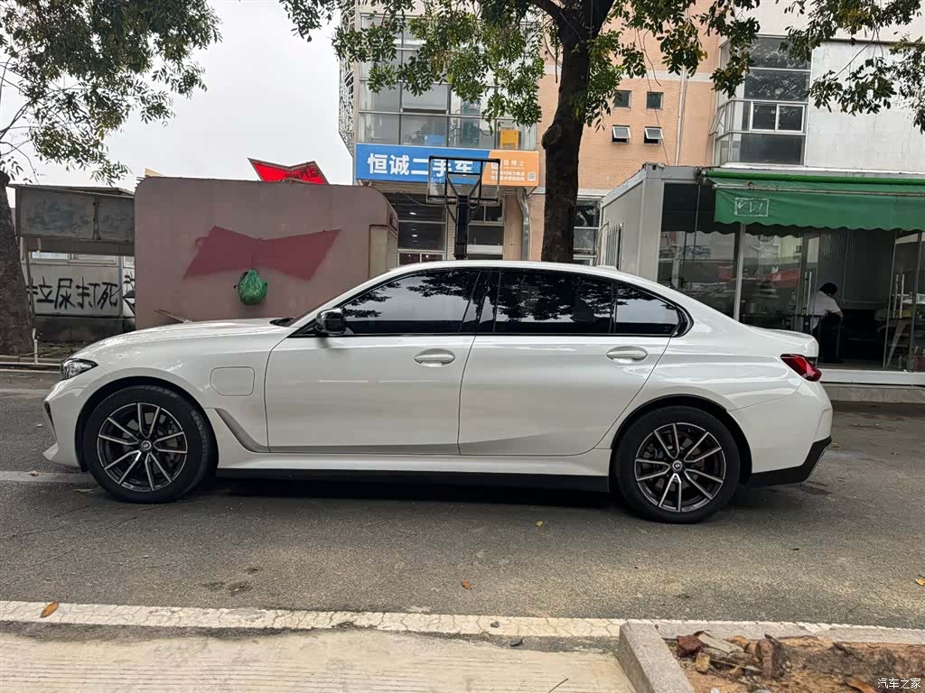 BMW i3, 2023 все фото
