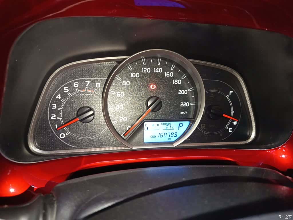 Toyota RAV4, 2017 все фото