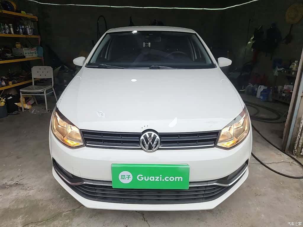 Volkswagen Polo, 2015 3