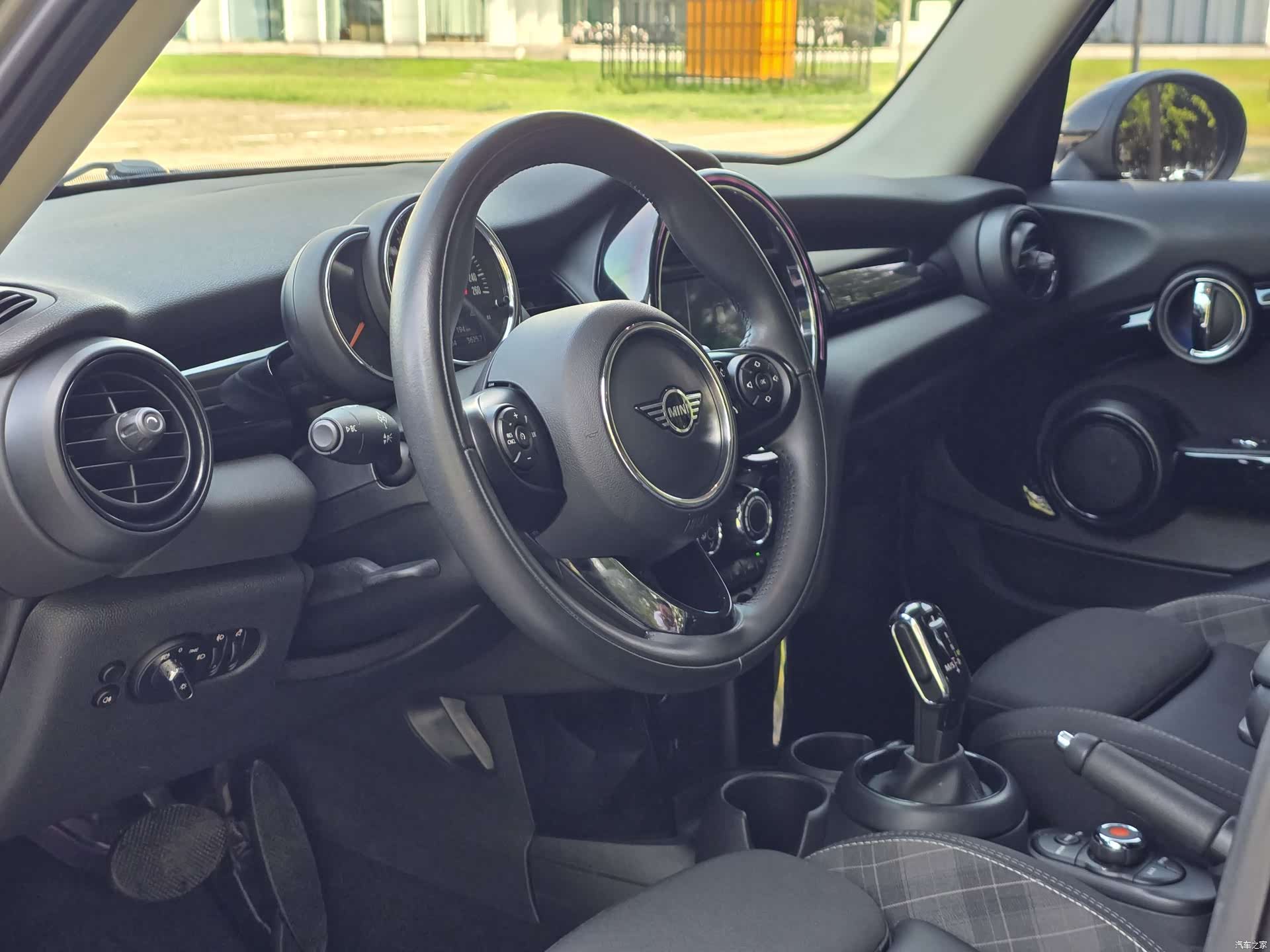 Mini Cooper, 2019 13