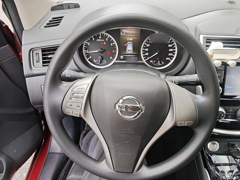 Nissan Tiida, 2018 3